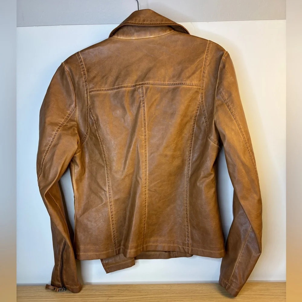 Max Studio Soft Tan Faux Leather Jacket Woman’s Medium NWT‎